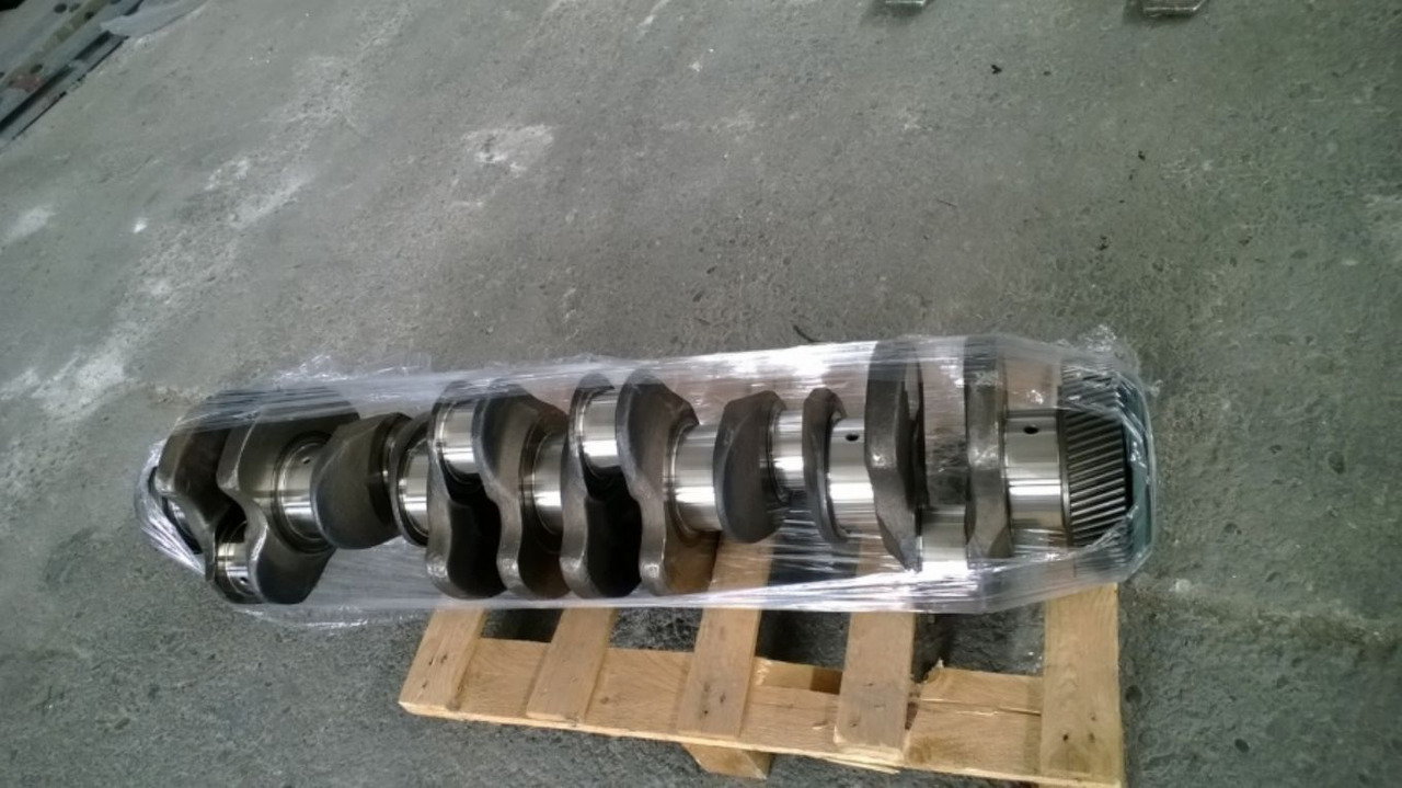 Caterpillar 3406 Albero motore std p/n 1170456, lucidato. Completo di ingranaggio a 80 denti p/n 1W9302. - Veivaksel for Bygg og anlegg: bilde 1 Caterpillar 3406 Albero motore std p/n 1170456, lucidato. Completo di ingranaggio a 80 denti p/n 1W9302. - Veivaksel for Bygg og anlegg: bilde 1