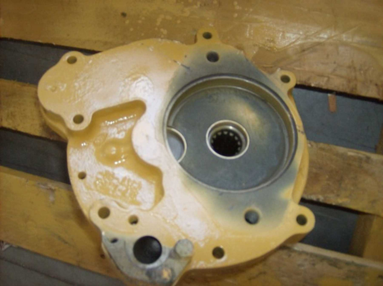 Caterpillar D300D POMPA DI TRASMISSIONE - Hydraulisk pumpe for Bygg og anlegg: bilde 2 Caterpillar D300D POMPA DI TRASMISSIONE - Hydraulisk pumpe for Bygg og anlegg: bilde 2