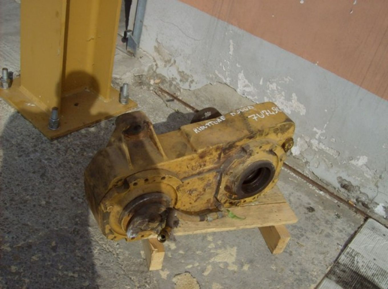 Caterpillar D300D Transfer dropbox - Transmisjon for Bygg og anlegg: bilde 1 Caterpillar D300D Transfer dropbox - Transmisjon for Bygg og anlegg: bilde 1