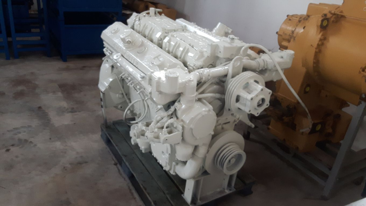 DETROIT DIESEL 12V71 MOTORE REVISIONATO (ENGINE NO. 71237406).COMPLETO DI N. 2 TURBO E VENTOLA. - Motor for Bygg og anlegg: bilde 1 DETROIT DIESEL 12V71 MOTORE REVISIONATO (ENGINE NO. 71237406).COMPLETO DI N. 2 TURBO E VENTOLA. - Motor for Bygg og anlegg: bilde 1