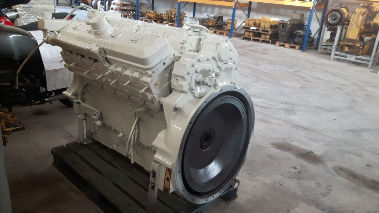 DETROIT DIESEL 12V71 MOTORE REVISIONATO (ENGINE NO. 71237406).COMPLETO DI N. 2 TURBO E VENTOLA. - Motor for Bygg og anlegg: bilde 2 DETROIT DIESEL 12V71 MOTORE REVISIONATO (ENGINE NO. 71237406).COMPLETO DI N. 2 TURBO E VENTOLA. - Motor for Bygg og anlegg: bilde 2