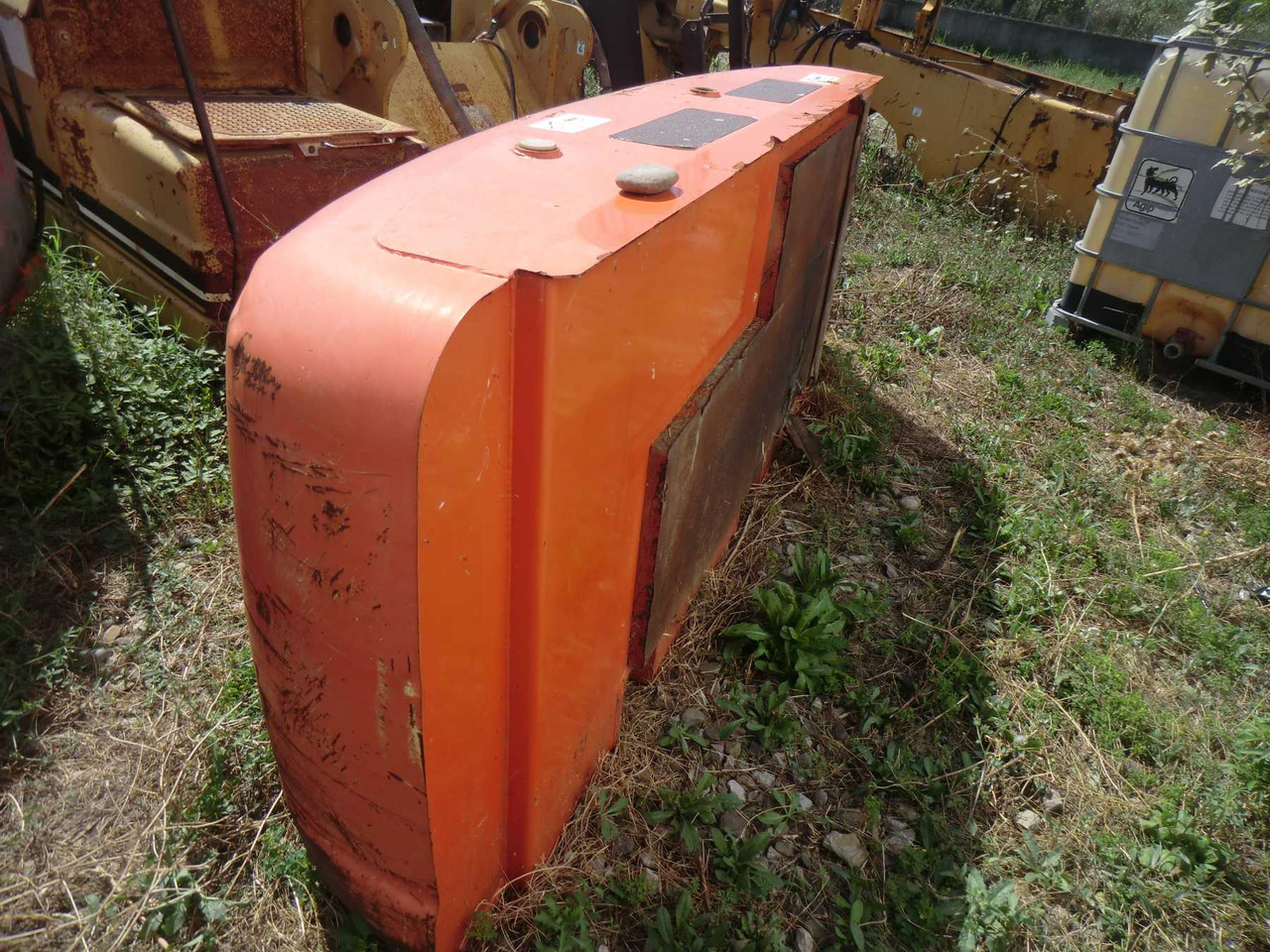 HITACHI ZX240 BAS CONTRAPPESO - Motvekt for Bygg og anlegg: bilde 1 HITACHI ZX240 BAS CONTRAPPESO - Motvekt for Bygg og anlegg: bilde 1