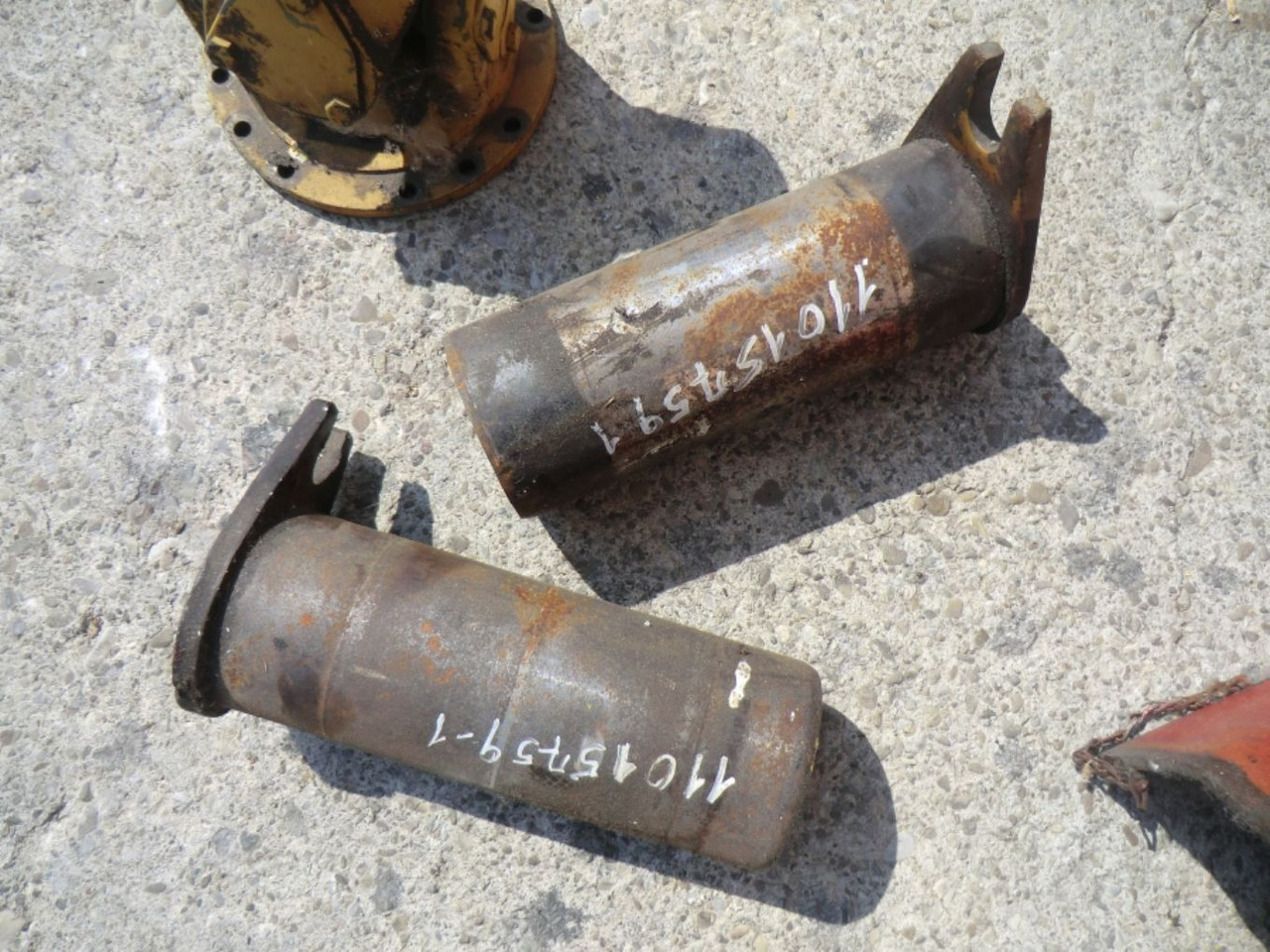 VOLVO L120C PERNO DEL BRACCIO - Karosseri og eksteriør for Bygg og anlegg: bilde 2 VOLVO L120C PERNO DEL BRACCIO - Karosseri og eksteriør for Bygg og anlegg: bilde 2