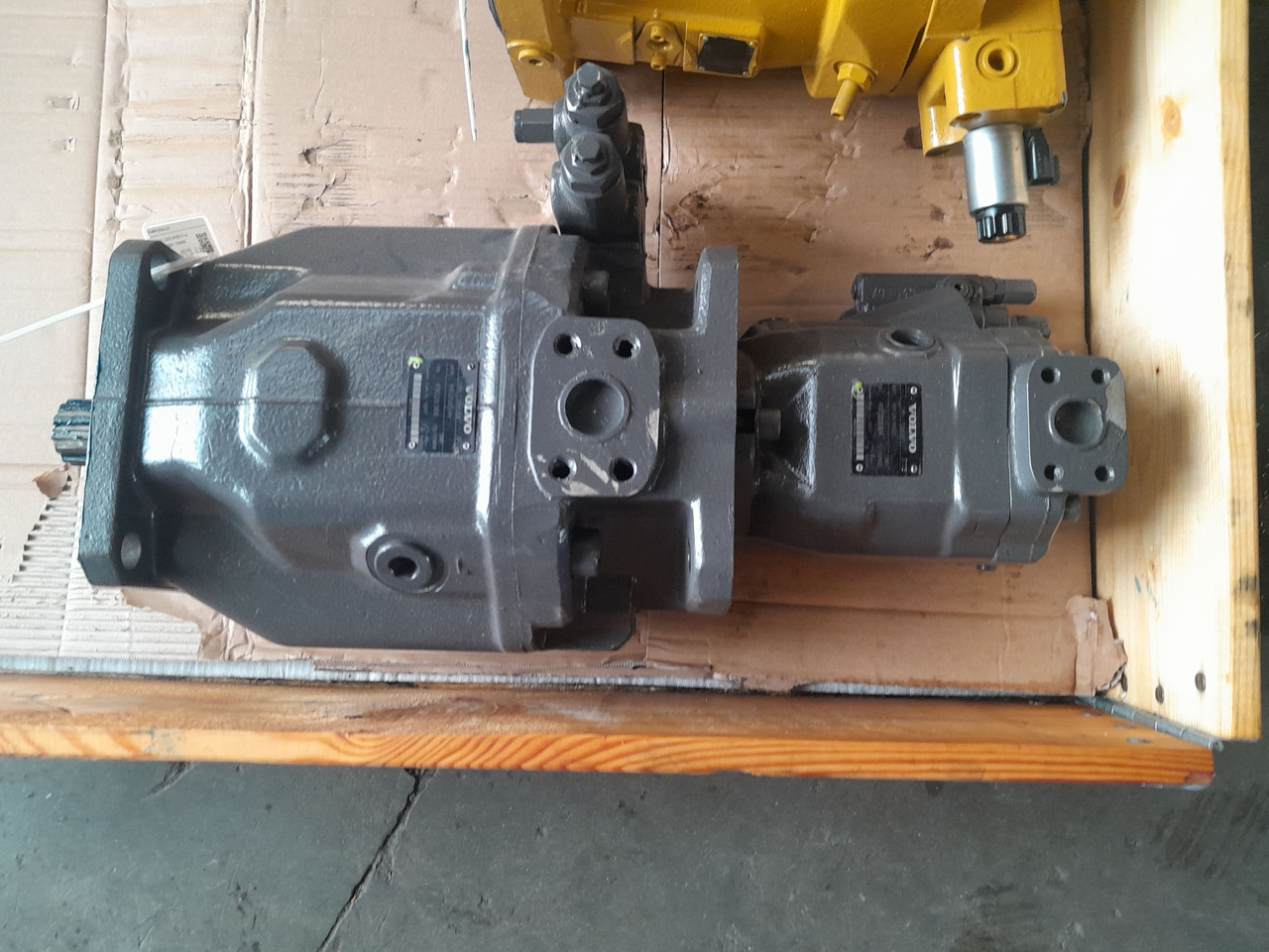 VOLVO L330E POMPE IDRAULICHE REVISIONATE - Hydraulisk pumpe for Bygg og anlegg: bilde 2 VOLVO L330E POMPE IDRAULICHE REVISIONATE - Hydraulisk pumpe for Bygg og anlegg: bilde 2