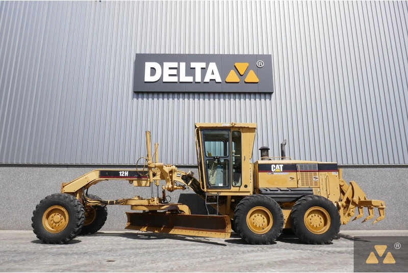 Caterpillar 12H - Grader: bilde 1 Caterpillar 12H - Grader: bilde 1