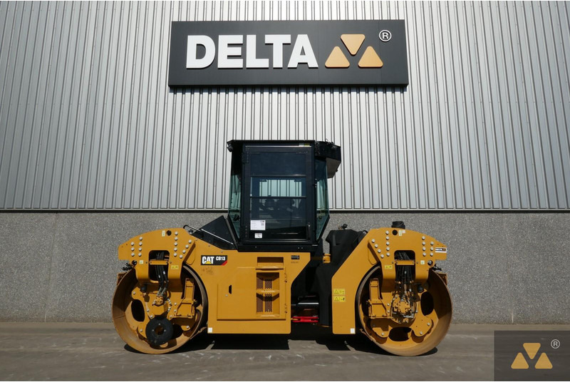 Caterpillar CB13 - Vals: bilde 1 Caterpillar CB13 - Vals: bilde 1