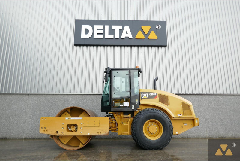 Caterpillar CS66B - Vals: bilde 1 Caterpillar CS66B - Vals: bilde 1