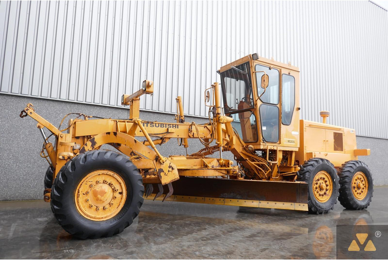 Mitsubishi MG300 - Grader: bilde 4 Mitsubishi MG300 - Grader: bilde 4