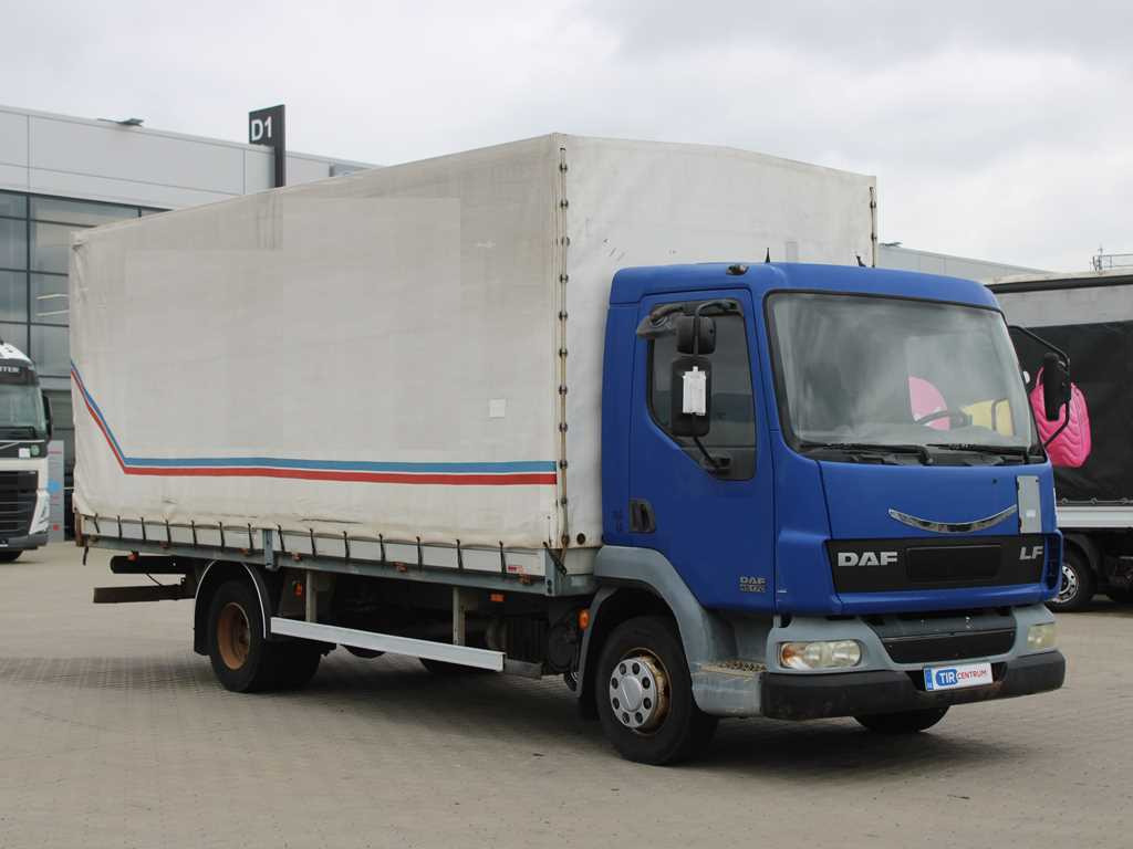 DAF FA LF 45.170 E10, EURO 3 - Kapellbil: bilde 3 DAF FA LF 45.170 E10, EURO 3 - Kapellbil: bilde 3