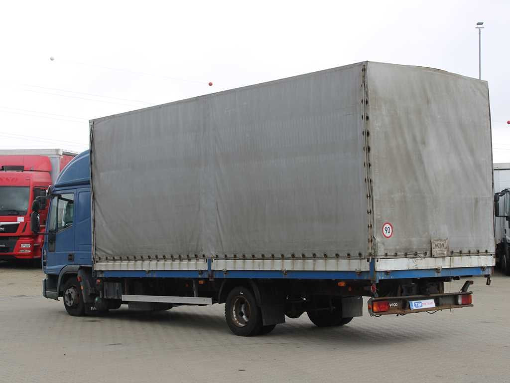 Iveco EUROCARGO 75E18, EURO 4 , PNEU 80% - Varebil med kapell: bilde 4 Iveco EUROCARGO 75E18, EURO 4 , PNEU 80% - Varebil med kapell: bilde 4