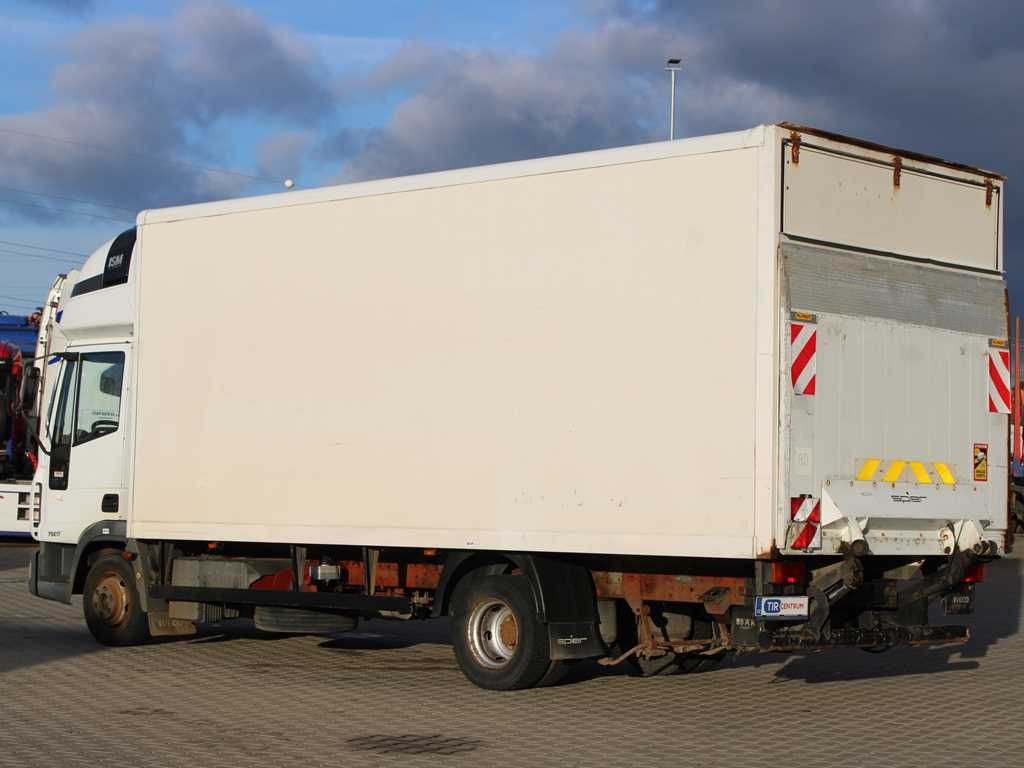 Iveco EUROCARGO ML75E17, TAIL LIFT, SLEEPING CABIN - Varebil med skap: bilde 4 Iveco EUROCARGO ML75E17, TAIL LIFT, SLEEPING CABIN - Varebil med skap: bilde 4