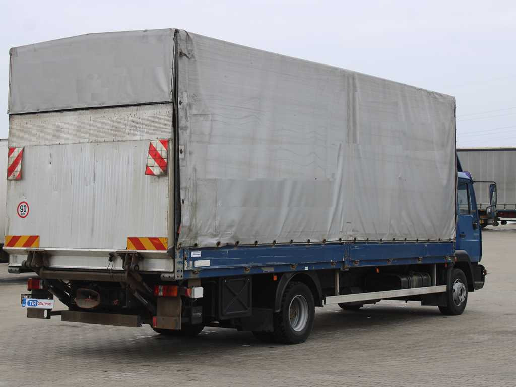 MAN LE 12.220, EURO 3, HYDRAULIC FRONT, TIRES 80% - Kapellbil: bilde 4 MAN LE 12.220, EURO 3, HYDRAULIC FRONT, TIRES 80% - Kapellbil: bilde 4