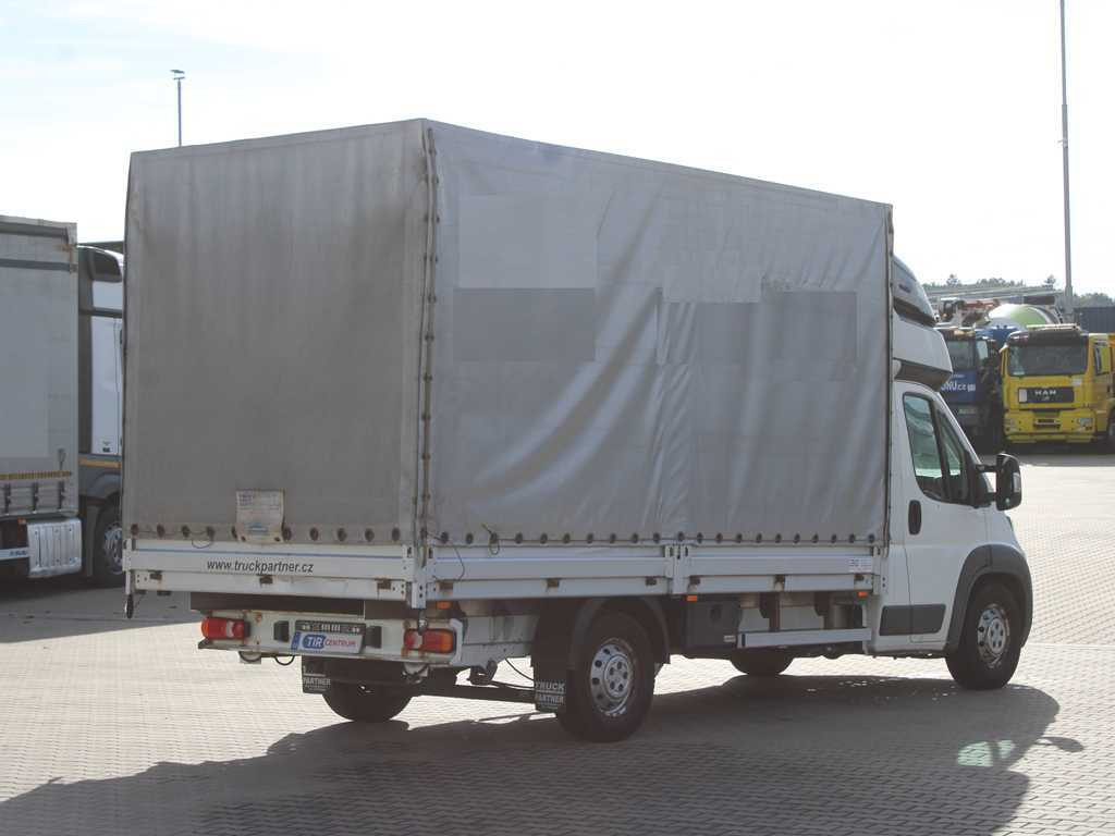 Peugeot Boxer, EURO 6, SIDE PANEL, TIRES 80% - Varebil med kapell: bilde 4 Peugeot Boxer, EURO 6, SIDE PANEL, TIRES 80% - Varebil med kapell: bilde 4