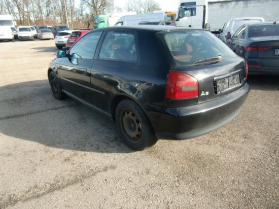Audi A3 Limousine 1,9 TDI Ersatzteilträger - Sedan: bilde 3 Audi A3 Limousine 1,9 TDI Ersatzteilträger - Sedan: bilde 3