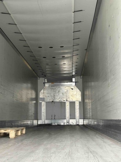 Kjølesemi Krone TKS, Carrier Vector 1350, Liftachse: bilde 7