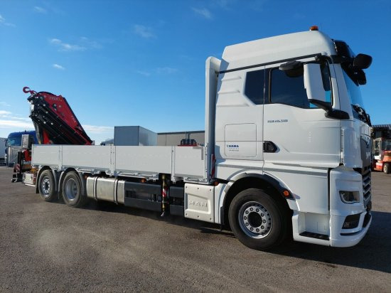 MAN TGX 26.510 LL Pritsche, Fassi F545RA.2.28XE, Containerverschlüsse, - Planbil, Kranbil: bilde 1 MAN TGX 26.510 LL Pritsche, Fassi F545RA.2.28XE, Containerverschlüsse, - Planbil, Kranbil: bilde 1