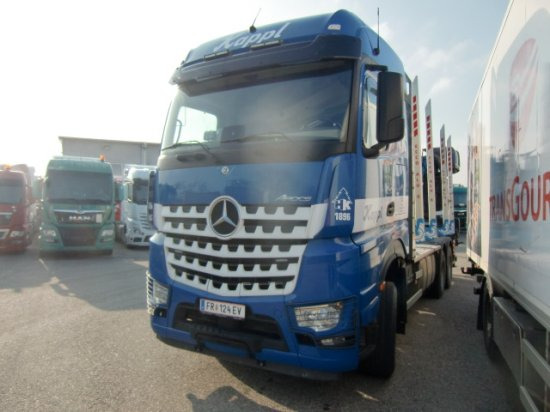 Mercedes-Benz Arocs 3353 6x4 Holztransp., Palfinger Kran Epsilon - Tømmerbil, Kranbil: bilde 3 Mercedes-Benz Arocs 3353 6x4 Holztransp., Palfinger Kran Epsilon - Tømmerbil, Kranbil: bilde 3
