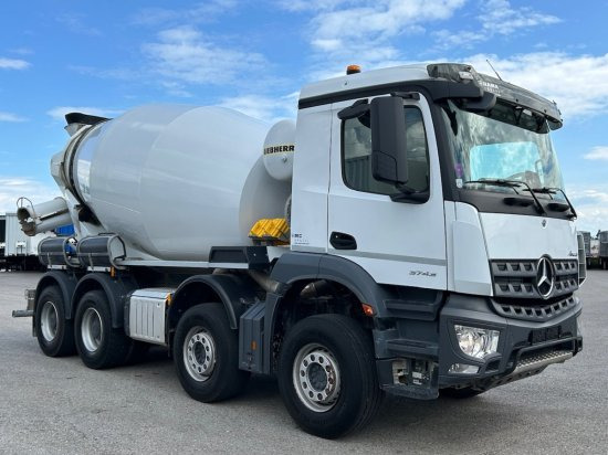 Mercedes-Benz Arocs 3743, 8x4 Betonmischer, Euro 6, 9m³ Liebherr Mischer - Betongbil: bilde 2 Mercedes-Benz Arocs 3743, 8x4 Betonmischer, Euro 6, 9m³ Liebherr Mischer - Betongbil: bilde 2