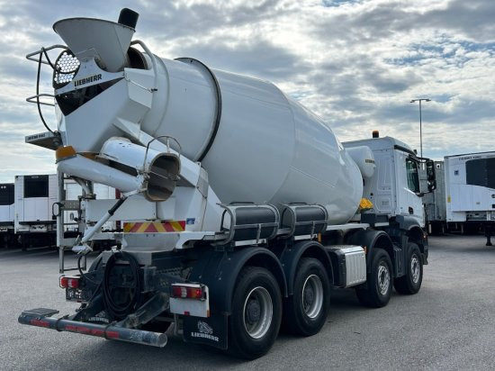 Mercedes-Benz Arocs 3743, 8x4 Betonmischer, Euro 6, 9m³ Liebherr Mischer - Betongbil: bilde 3 Mercedes-Benz Arocs 3743, 8x4 Betonmischer, Euro 6, 9m³ Liebherr Mischer - Betongbil: bilde 3