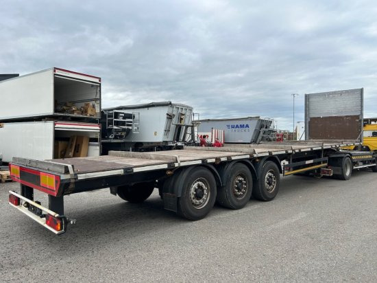 Schwarzmüller Plateau-Auflieger J Serie - Åpen semitrailer: bilde 4 Schwarzmüller Plateau-Auflieger J Serie - Åpen semitrailer: bilde 4