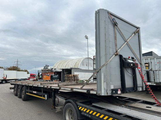 Schwarzmüller Plateau-Auflieger J Serie - Åpen semitrailer: bilde 2 Schwarzmüller Plateau-Auflieger J Serie - Åpen semitrailer: bilde 2