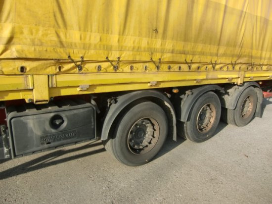 Schwarzmüller Spezialauflieger Schräglader, Coilmulde mehrere Einheiten verfügbar - Gardintrailer: bilde 4 Schwarzmüller Spezialauflieger Schräglader, Coilmulde mehrere Einheiten verfügbar - Gardintrailer: bilde 4
