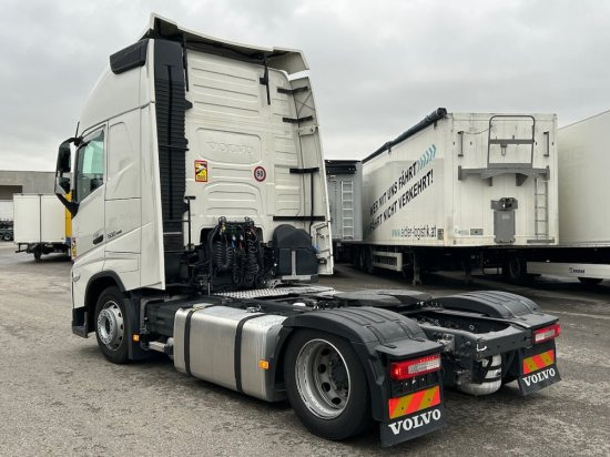 Volvo FH 500 E6, Low Deck, I-Shift, Voll-Luft, Standklima - Trekkvogn: bilde 4 Volvo FH 500 E6, Low Deck, I-Shift, Voll-Luft, Standklima - Trekkvogn: bilde 4