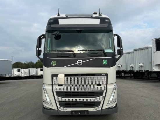 Volvo FH 500 E6, Low Deck, I-Shift, Voll-Luft, Standklima - Trekkvogn: bilde 2 Volvo FH 500 E6, Low Deck, I-Shift, Voll-Luft, Standklima - Trekkvogn: bilde 2