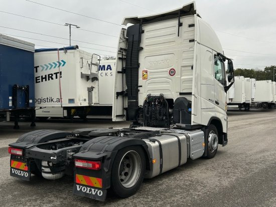 Volvo FH 500 E6, Low Deck, I-Shift, Voll-Luft, Standklima - Trekkvogn: bilde 3 Volvo FH 500 E6, Low Deck, I-Shift, Voll-Luft, Standklima - Trekkvogn: bilde 3