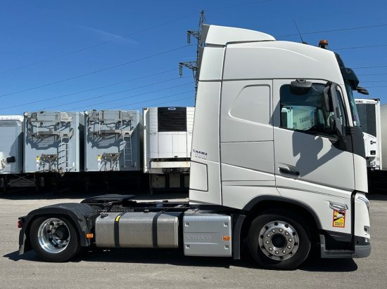 Volvo FH 500 XL, Alufelgen, Standklima, Voll-Luft - Trekkvogn: bilde 4 Volvo FH 500 XL, Alufelgen, Standklima, Voll-Luft - Trekkvogn: bilde 4