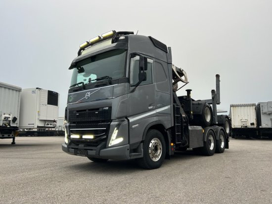 Volvo FH 16 650 6x4 Langholzzug + Doll M2K-9L Nachläufer mit Palfinger Epsilon S260C96, I-Shift, Retarder, - Tømmerbil, Kranbil: bilde 1 Volvo FH 16 650 6x4 Langholzzug + Doll M2K-9L Nachläufer mit Palfinger Epsilon S260C96, I-Shift, Retarder, - Tømmerbil, Kranbil: bilde 1
