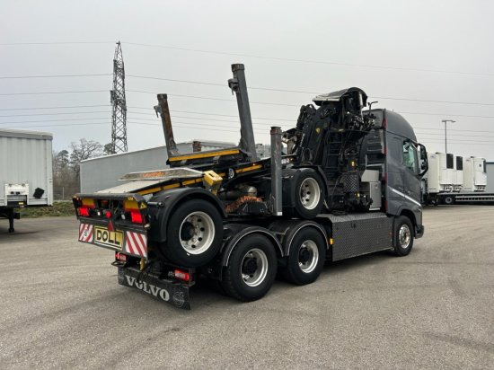 Volvo FH 16 650 6x4 Langholzzug + Doll M2K-9L Nachläufer mit Palfinger Epsilon S260C96, I-Shift, Retarder, - Tømmerbil, Kranbil: bilde 5 Volvo FH 16 650 6x4 Langholzzug + Doll M2K-9L Nachläufer mit Palfinger Epsilon S260C96, I-Shift, Retarder, - Tømmerbil, Kranbil: bilde 5