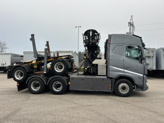 Volvo FH 16 650 6x4 Langholzzug + Doll M2K-9L Nachläufer mit Palfinger Epsilon S260C96, I-Shift, Retarder, - Tømmerbil, Kranbil: bilde 4 Volvo FH 16 650 6x4 Langholzzug + Doll M2K-9L Nachläufer mit Palfinger Epsilon S260C96, I-Shift, Retarder, - Tømmerbil, Kranbil: bilde 4