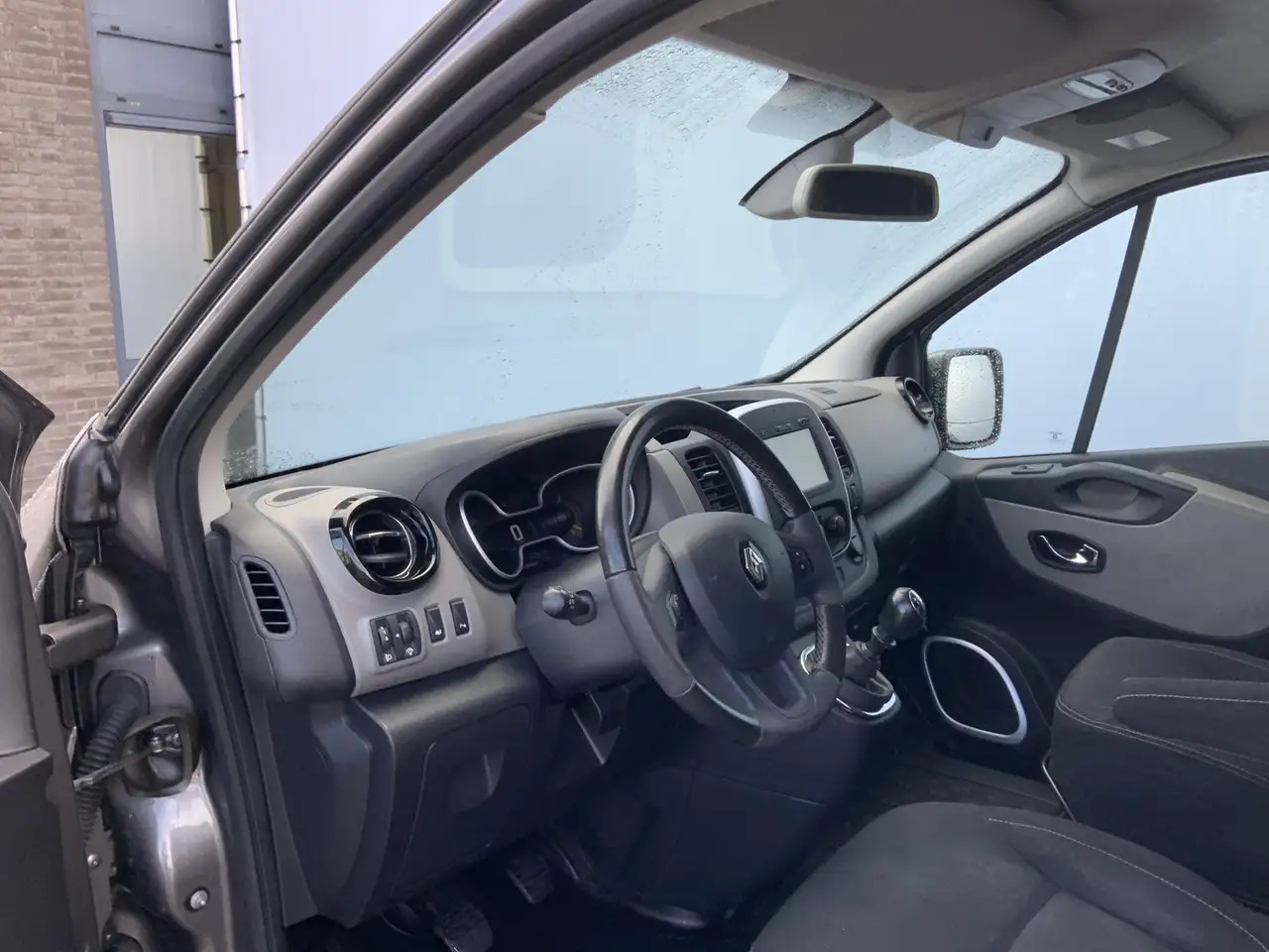 Renault Trafic 1.6 dCi T29 L2H1 DC Comfort Energy Airco Cruise Na - Annet utstyr: bilde 5 Renault Trafic 1.6 dCi T29 L2H1 DC Comfort Energy Airco Cruise Na - Annet utstyr: bilde 5
