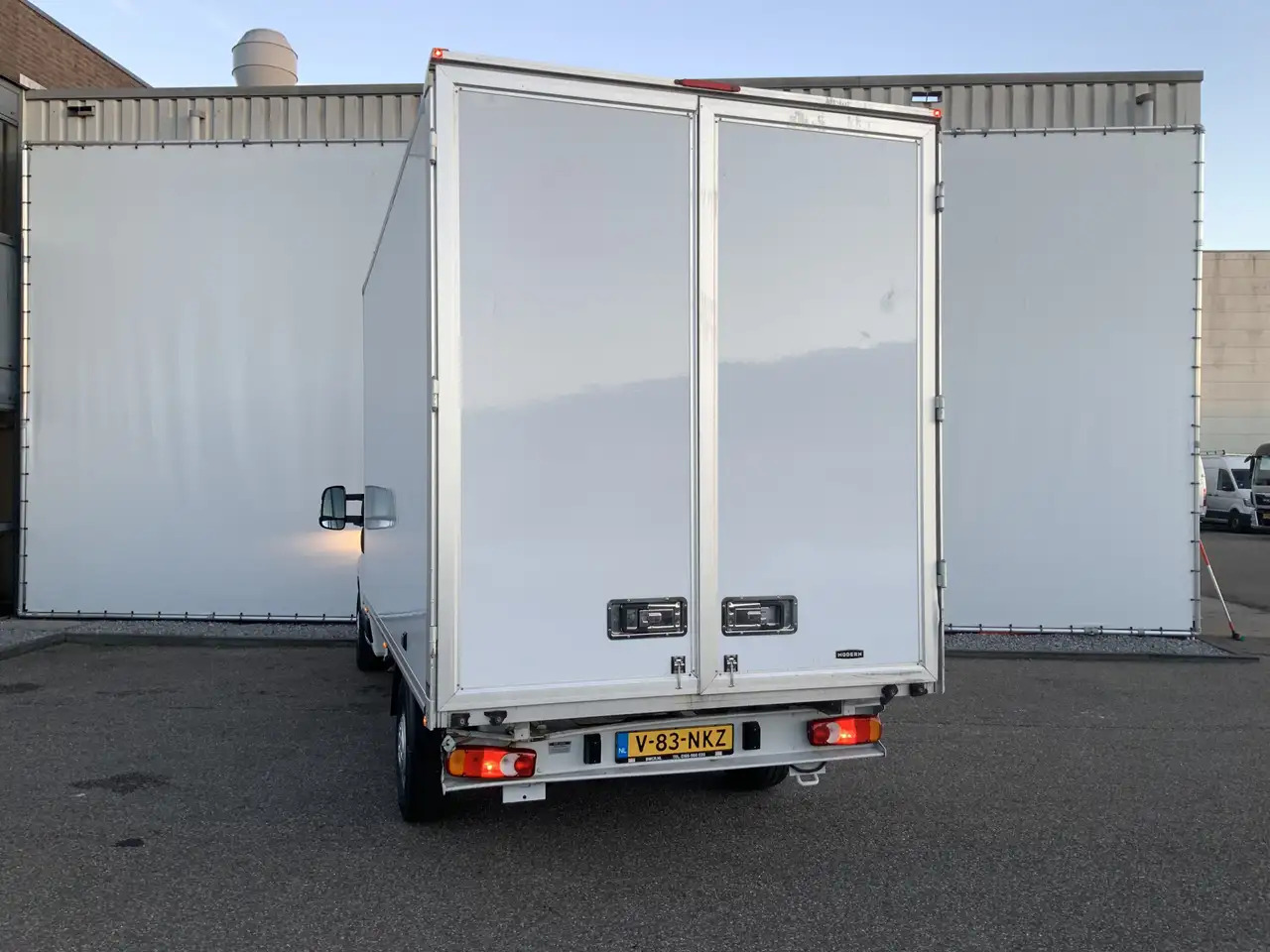 Citroen Jumper 2.2 BlueHDi 165 L3 3.5t Meubel bak & Deuren Airco - Varebil med skap: bilde 2 Citroen Jumper 2.2 BlueHDi 165 L3 3.5t Meubel bak & Deuren Airco - Varebil med skap: bilde 2