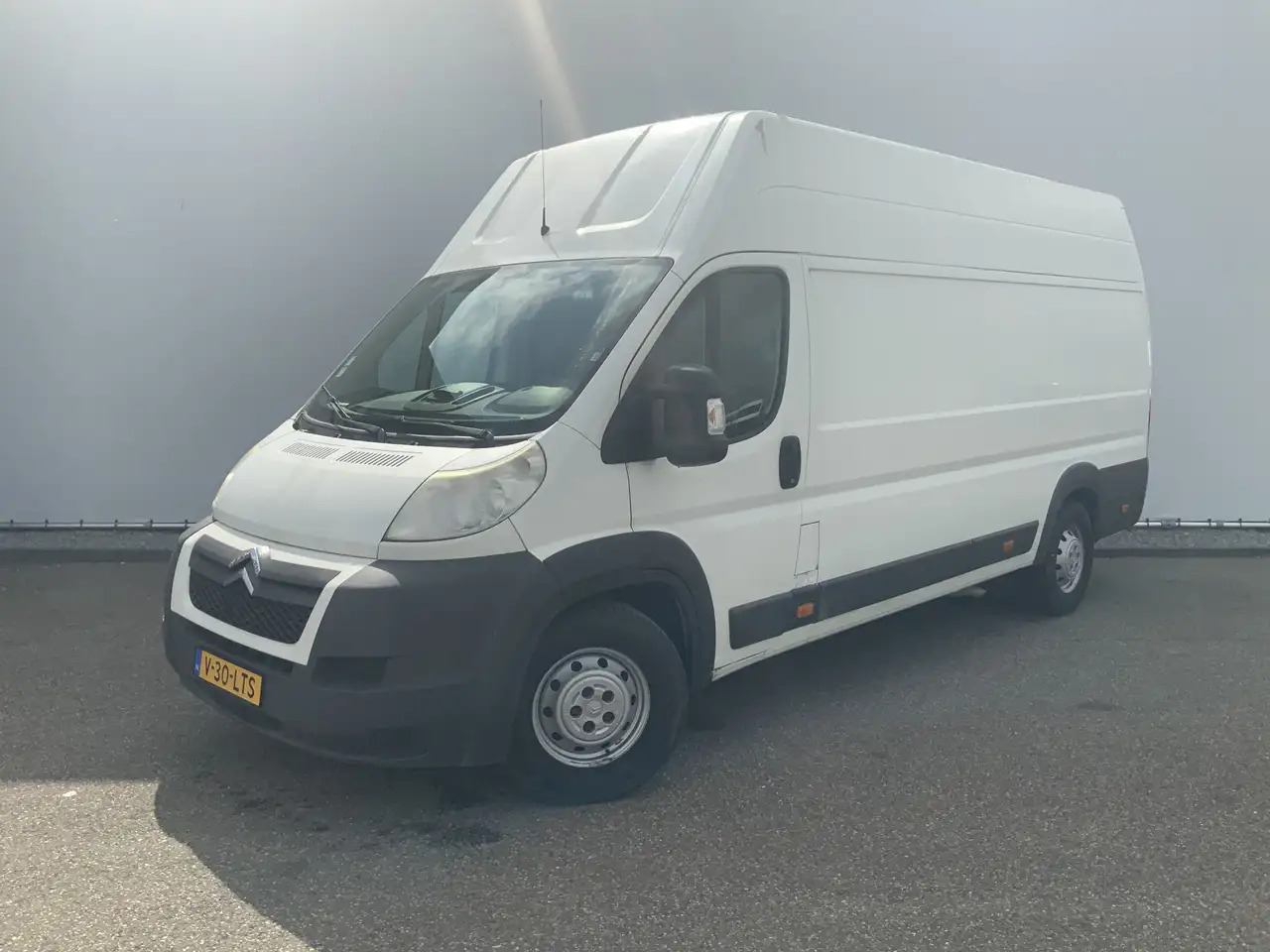 Citroen Jumper 35 2.2 HDI L4H3 Maxi (motor lampje brand !!) Airco - Kassebil: bilde 1 Citroen Jumper 35 2.2 HDI L4H3 Maxi (motor lampje brand !!) Airco - Kassebil: bilde 1