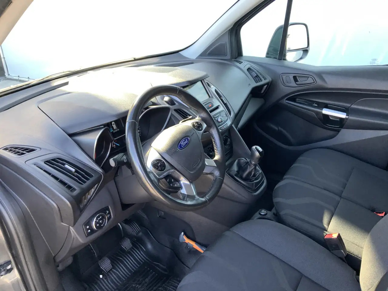 Ford Transit Connect 1.5 TDCI L2 Trend Airco Cruise 3 Zits DakDragers C - Små varebil: bilde 5 Ford Transit Connect 1.5 TDCI L2 Trend Airco Cruise 3 Zits DakDragers C - Små varebil: bilde 5