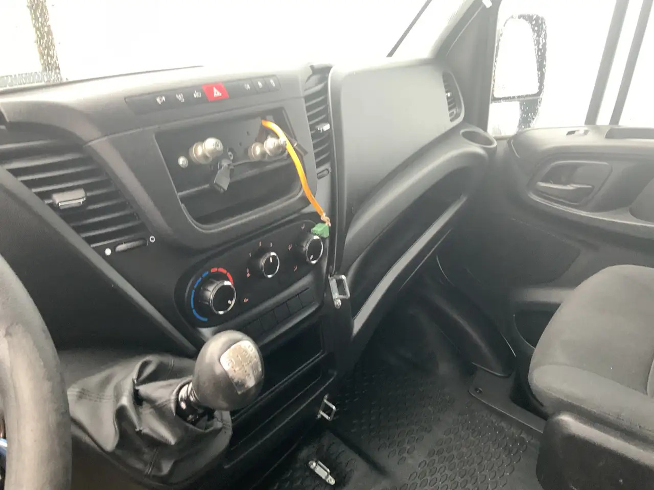 Iveco Daily 35S12 2.3 345 VriesAuto 10 deuren _40 gr onder 0, - Kjølebil: bilde 5 Iveco Daily 35S12 2.3 345 VriesAuto 10 deuren _40 gr onder 0, - Kjølebil: bilde 5