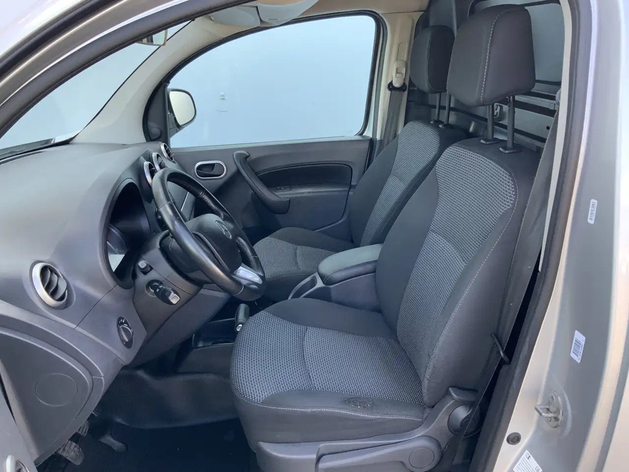 Mercedes-Benz Citan 109 CDI BlueEFFICIENCY Airco Cruise Euro 5 - Små varebil: bilde 4 Mercedes-Benz Citan 109 CDI BlueEFFICIENCY Airco Cruise Euro 5 - Små varebil: bilde 4