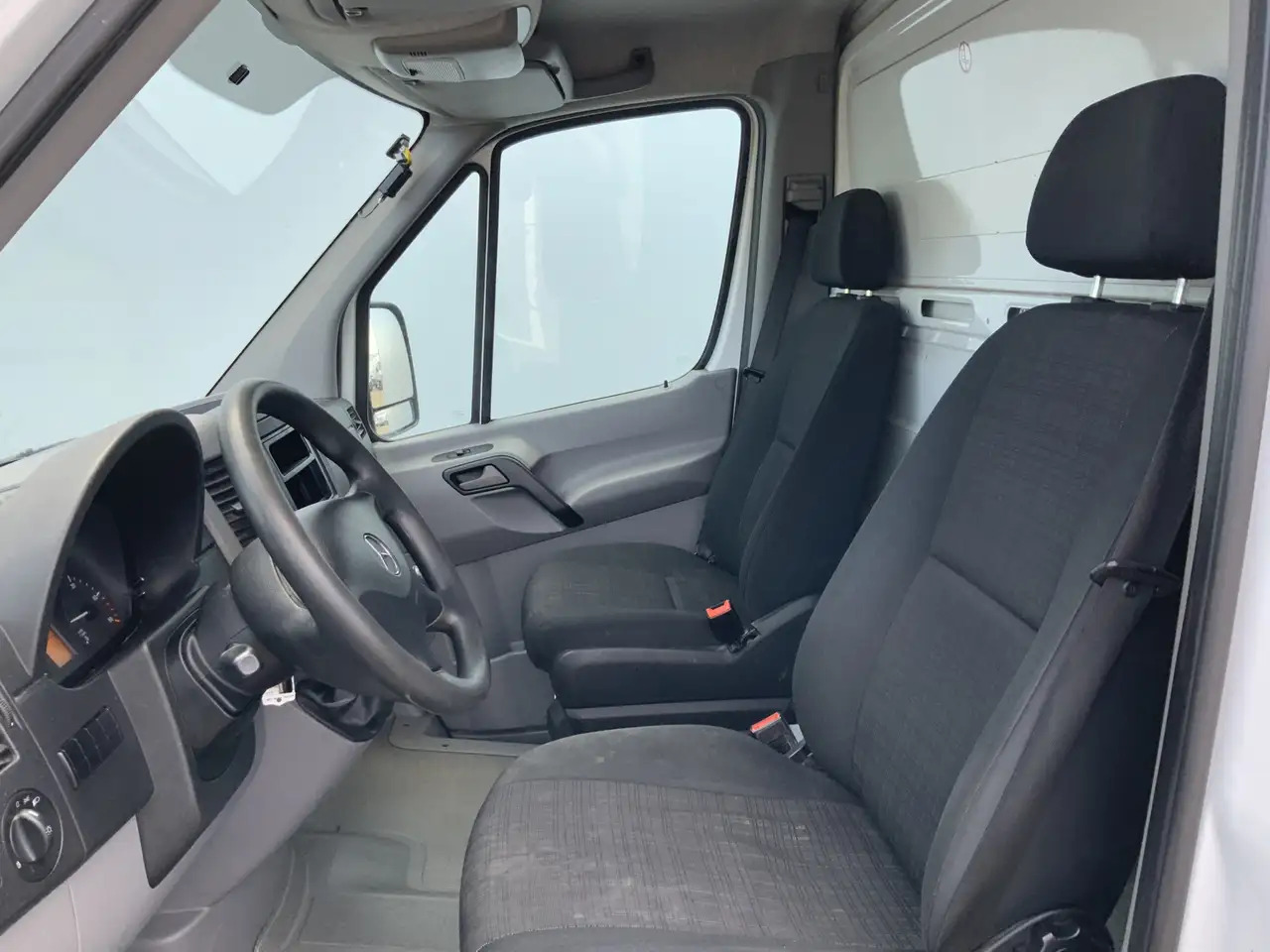 Mercedes-Benz Sprinter 311 2.2 CDI 366 ijsAuto - 40 C. Deuren 10 Euro 6 - Kjølebil: bilde 4 Mercedes-Benz Sprinter 311 2.2 CDI 366 ijsAuto - 40 C. Deuren 10 Euro 6 - Kjølebil: bilde 4