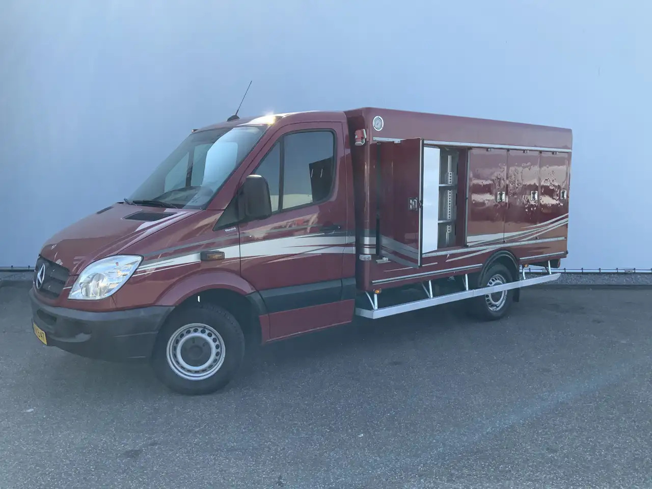 Mercedes-Benz Sprinter 313 2.2 CDI 366 Vriesauto _40gr 10 Deuren werkt 10 - Kjølebil: bilde 1 Mercedes-Benz Sprinter 313 2.2 CDI 366 Vriesauto _40gr 10 Deuren werkt 10 - Kjølebil: bilde 1
