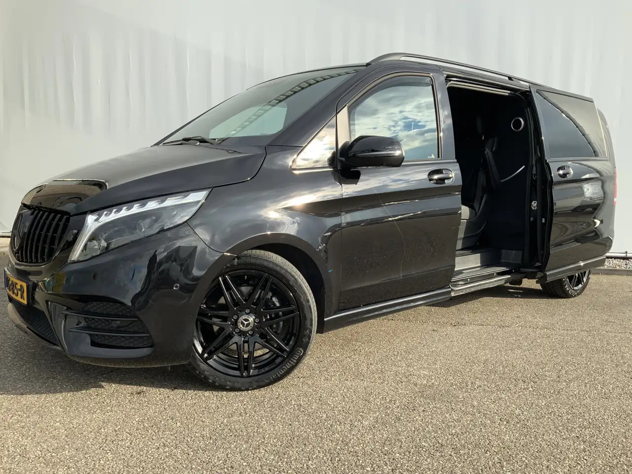 Mercedes-Benz V 300 300d Extra Lang Dub Cab Autom. Avantgarde Edition - Varebil med dobbelt førerhus: bilde 2 Mercedes-Benz V 300 300d Extra Lang Dub Cab Autom. Avantgarde Edition - Varebil med dobbelt førerhus: bilde 2