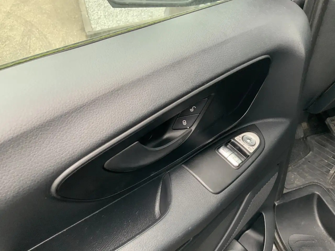 Mercedes-Benz Vito 114 CDI Lang L2 H1 3 Zits Airco Cruise Euro 5 - Kassebil: bilde 5 Mercedes-Benz Vito 114 CDI Lang L2 H1 3 Zits Airco Cruise Euro 5 - Kassebil: bilde 5