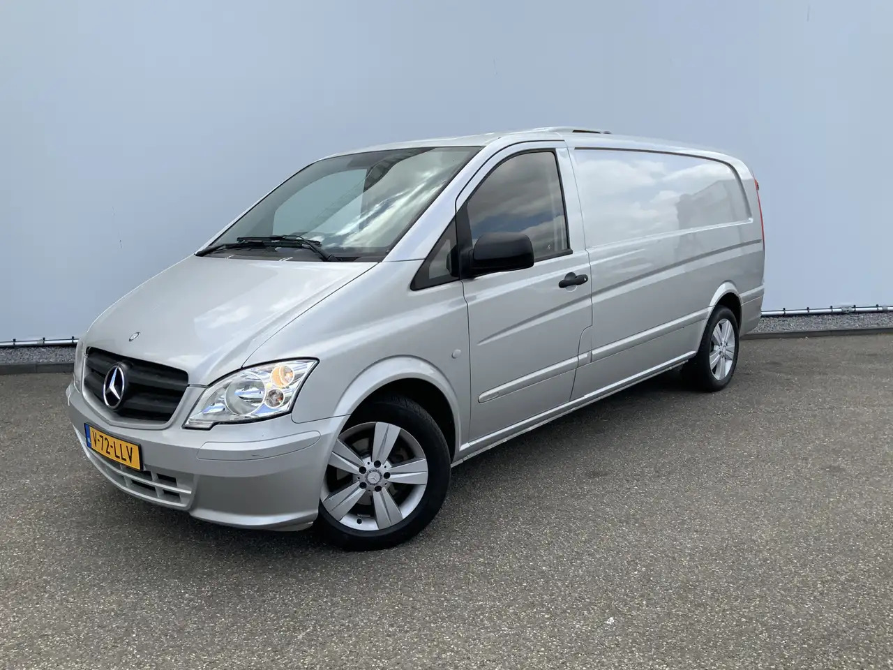 Mercedes-Benz Vito 122 CDI Automaat Koel Auto werkt 100 % 0.gr Airco - Kjølebil: bilde 1 Mercedes-Benz Vito 122 CDI Automaat Koel Auto werkt 100 % 0.gr Airco - Kjølebil: bilde 1