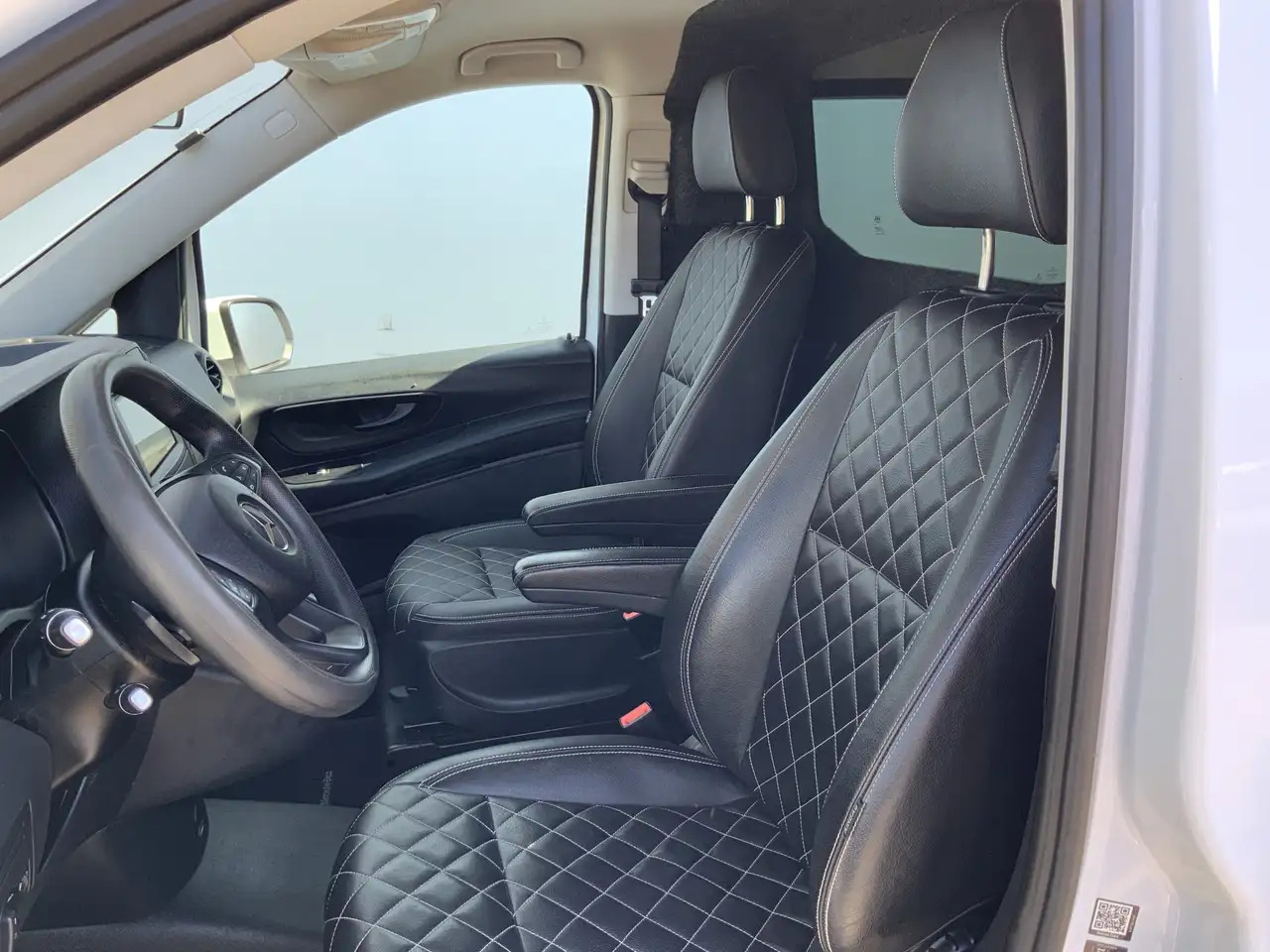 Mercedes-Benz Vito Tourer XL 114 CDI Autom. Airco Cruise Camera Alu V - Kassebil: bilde 5 Mercedes-Benz Vito Tourer XL 114 CDI Autom. Airco Cruise Camera Alu V - Kassebil: bilde 5