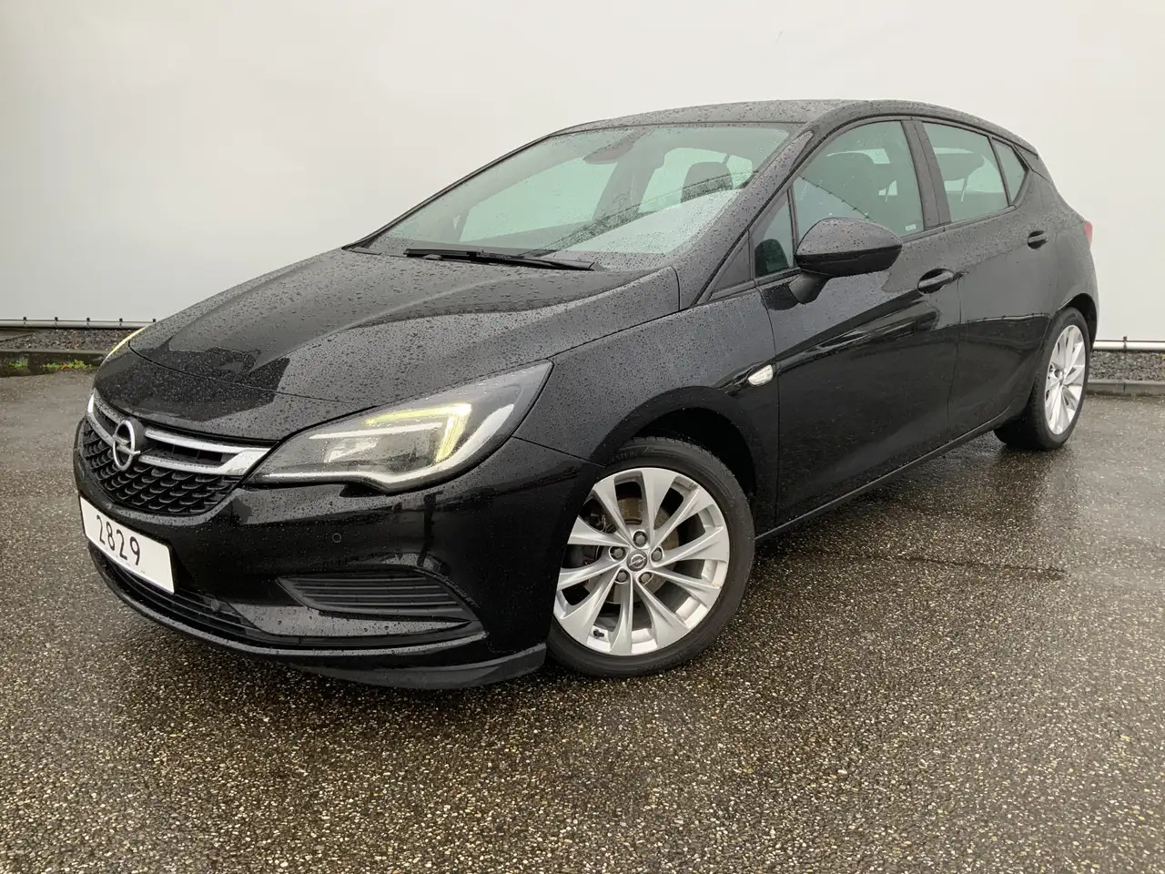 Opel Astra 1.6 BiTurbo Business Executive Airco Cruise Navi A - Hatchback: bilde 1 Opel Astra 1.6 BiTurbo Business Executive Airco Cruise Navi A - Hatchback: bilde 1