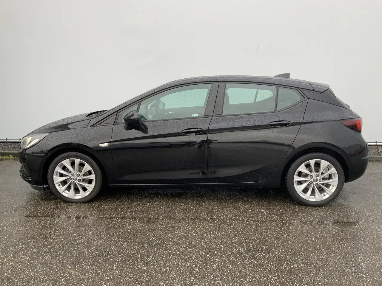 Opel Astra 1.6 BiTurbo Business Executive Airco Cruise Navi A - Hatchback: bilde 3 Opel Astra 1.6 BiTurbo Business Executive Airco Cruise Navi A - Hatchback: bilde 3