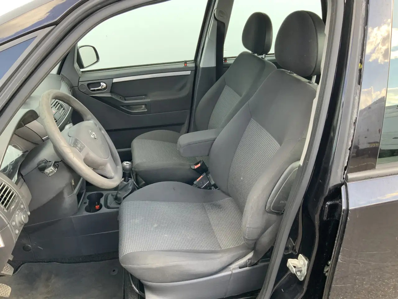 Opel Meriva 1.6-16V Temptation. Airco Alu Velg Trekhaak 1200 k - Hatchback: bilde 5 Opel Meriva 1.6-16V Temptation. Airco Alu Velg Trekhaak 1200 k - Hatchback: bilde 5