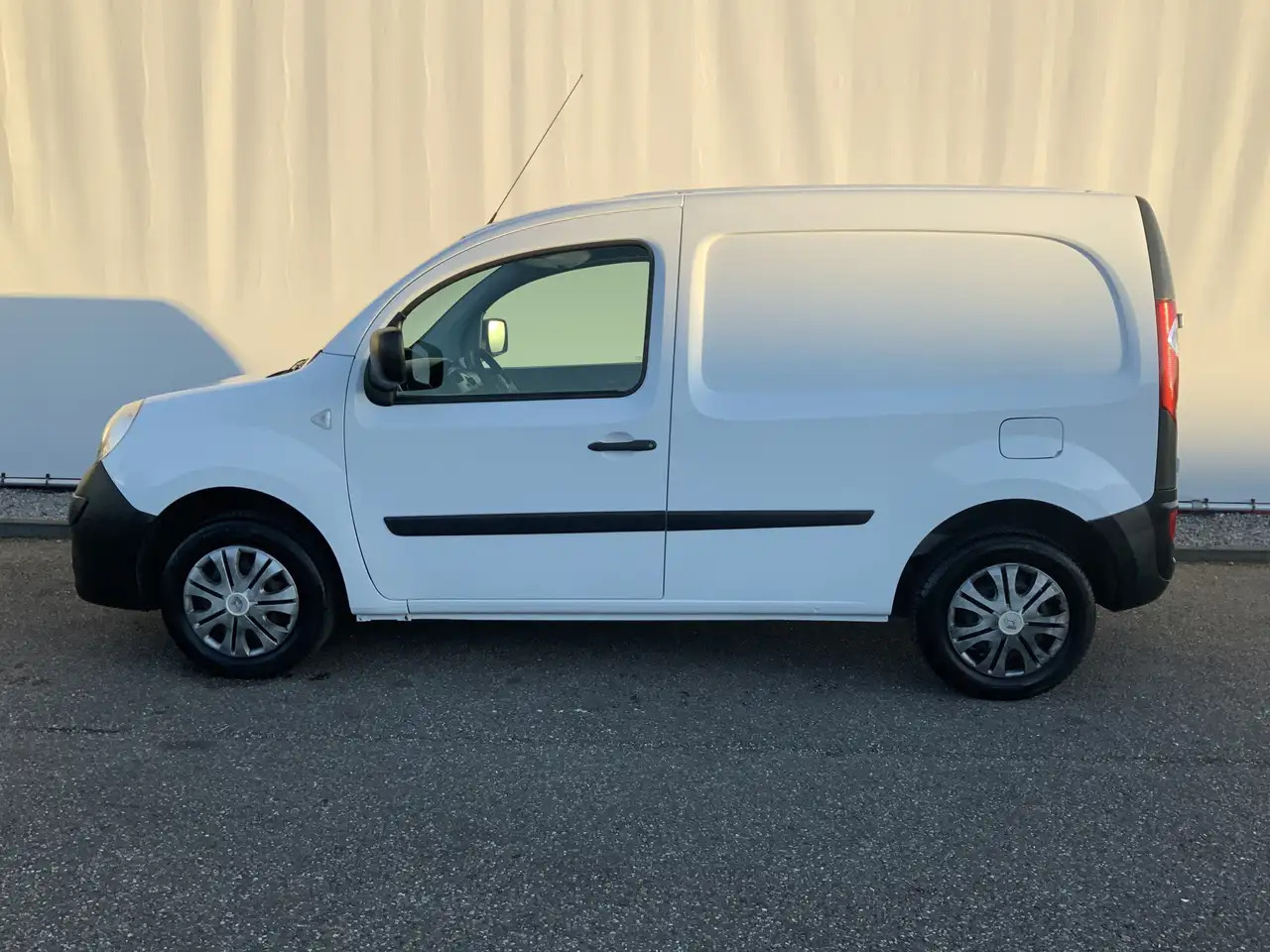 Renault Kangoo Express 1.5 dCi 70 Express Comfort Airco Trekhaak - Små varebil: bilde 3 Renault Kangoo Express 1.5 dCi 70 Express Comfort Airco Trekhaak - Små varebil: bilde 3