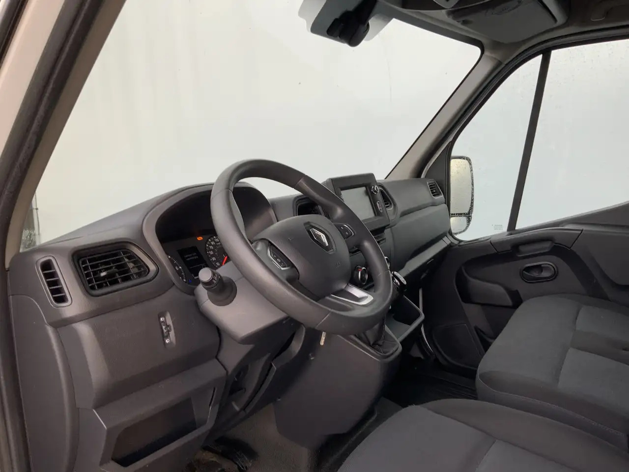 Renault Master T35 2.3 dCi 135 L2H2 Airco Cruise 3 Zits Camera Na - Kassebil: bilde 5 Renault Master T35 2.3 dCi 135 L2H2 Airco Cruise 3 Zits Camera Na - Kassebil: bilde 5